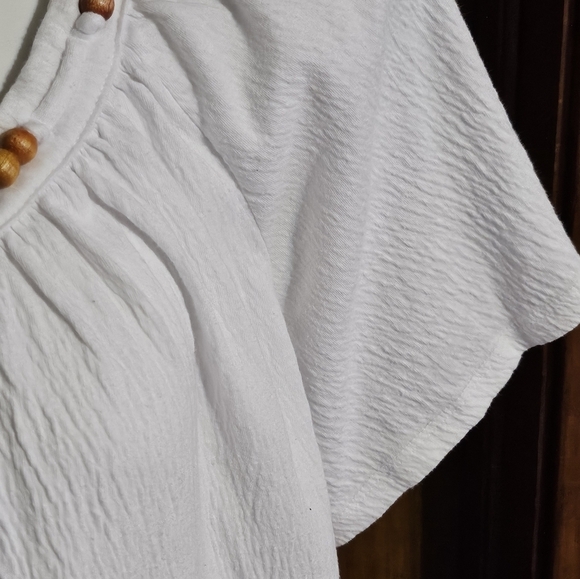 Just My Size White Beaded Neckline top Size 2X - Picture 3 of 7